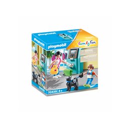 Playmobil Family Fun - Urlauber with Geldautomat (70439) from buy2say.com! Buy and say your opinion! Recommend the product!